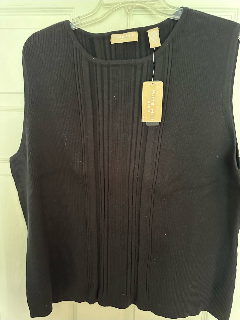 Kate Hill Black Pleated Knit Sleeveless Tank